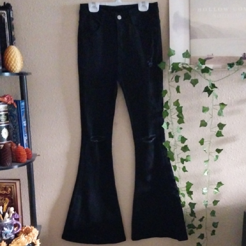 Women's Black Stretchy Super Flare Leg Lightly Distressed Jeans - Small W25